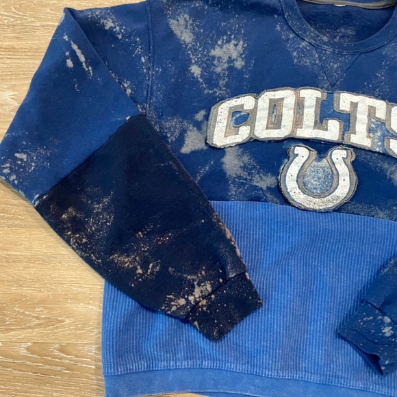 Custom Reworked  lots sweatshirt - Picture 2 of 2